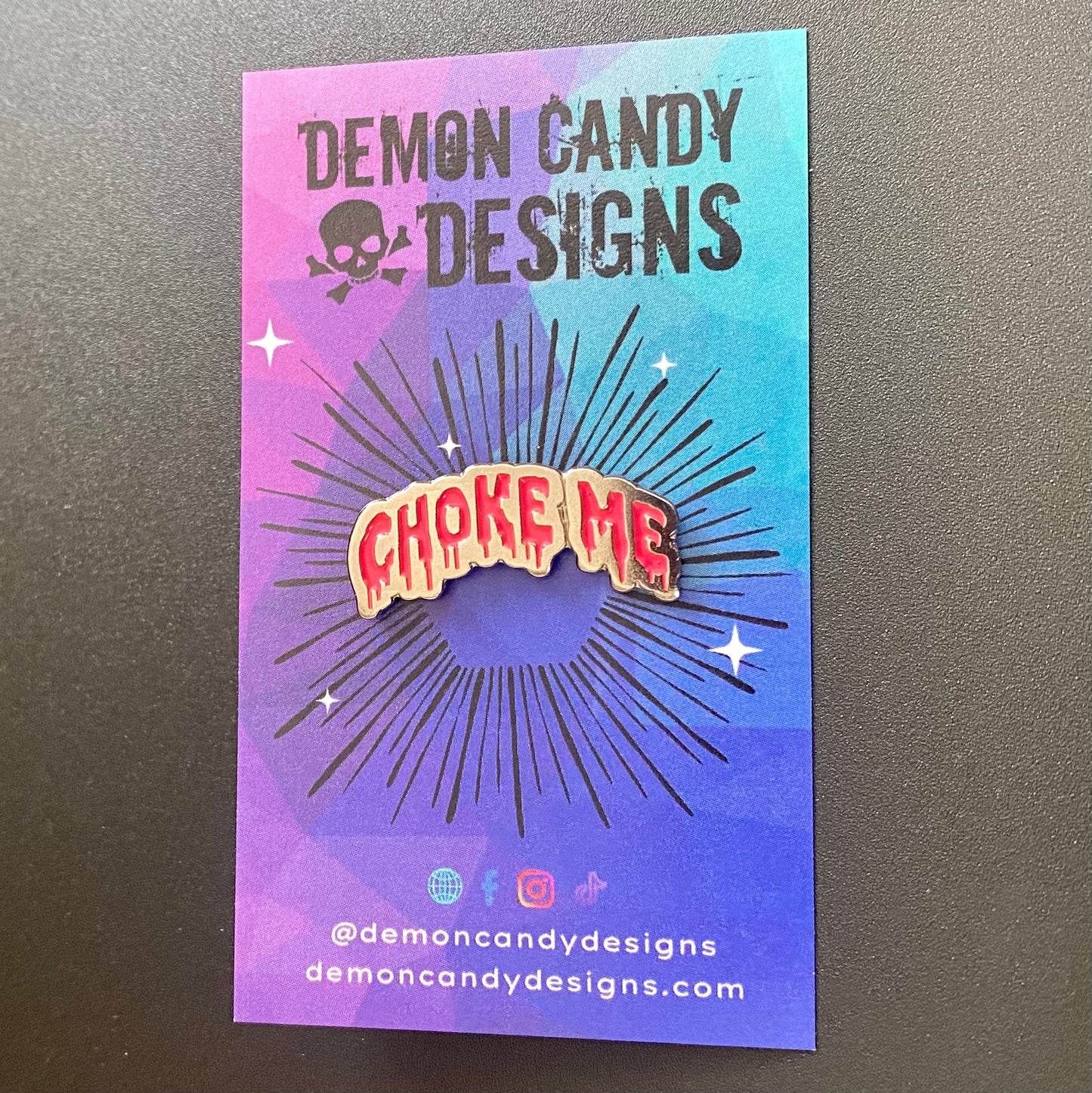 Metal Enamel Pin - Choke Me